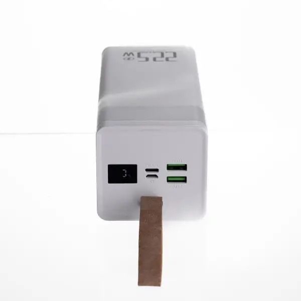 Повербанк LEVINO N-51 50000 mAh (22.5W) з ліхтариком та LED-дисплеєм levino50000 фото